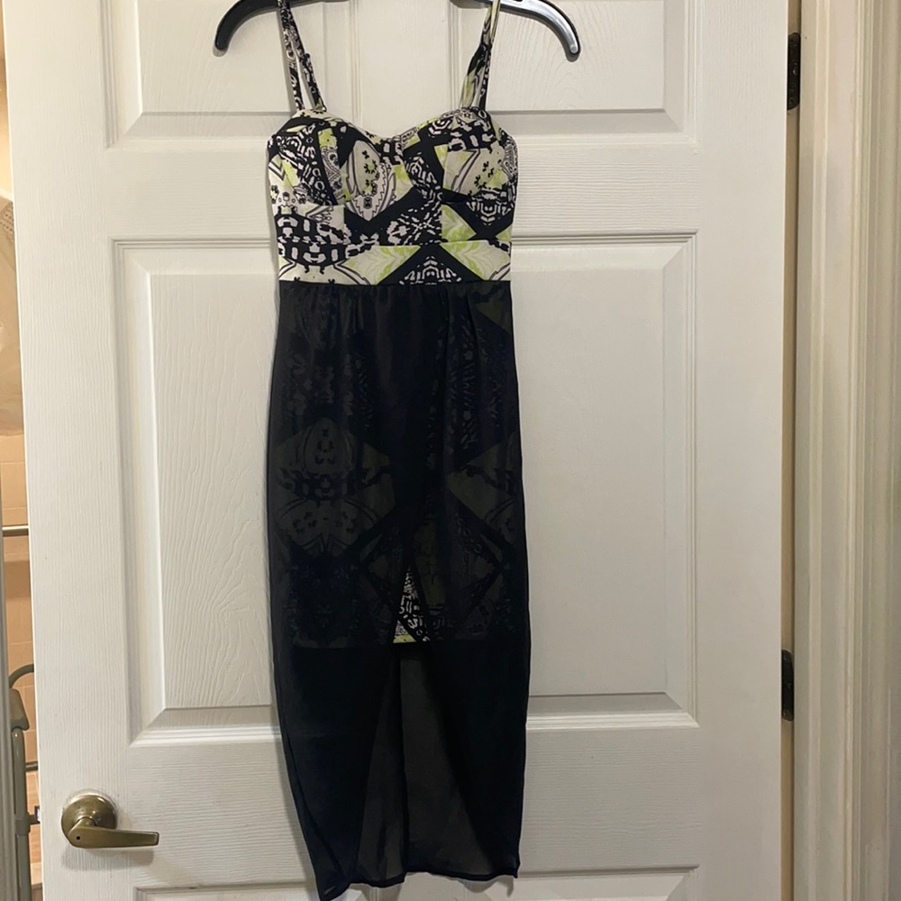 Material girl dress with little padding size xs
